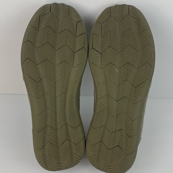 Propet mens tan canvas slip on shoes size 9 XX(5E) - Picture 8 of 12